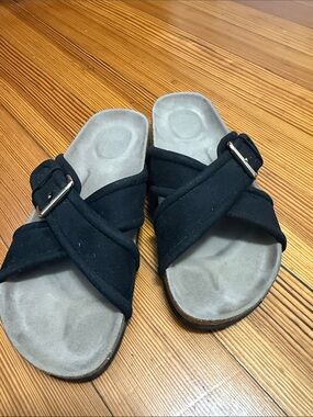 Women Black Cross-Strap Slide Sandals